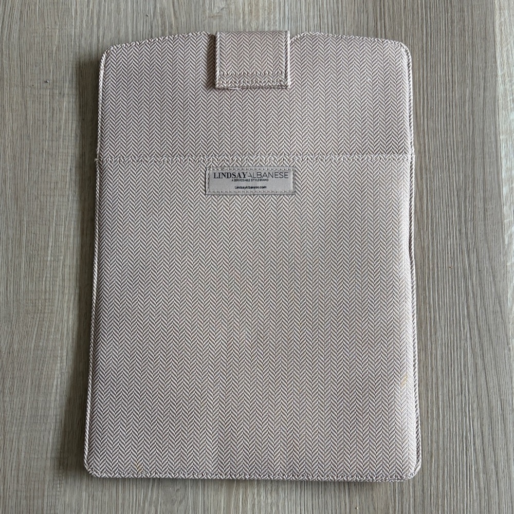 LIMITED EDITION LINDSAY ALBANESE LAPTOP CLUTCH